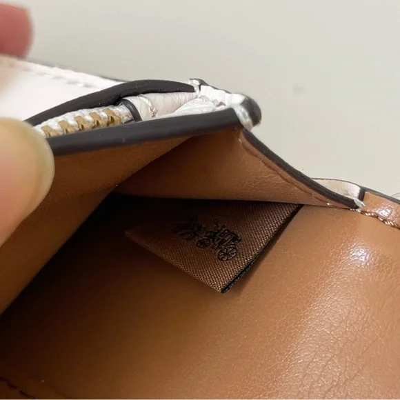 NWT Coach Convertible Belt Bag in Chalk - Picture 9 of 16